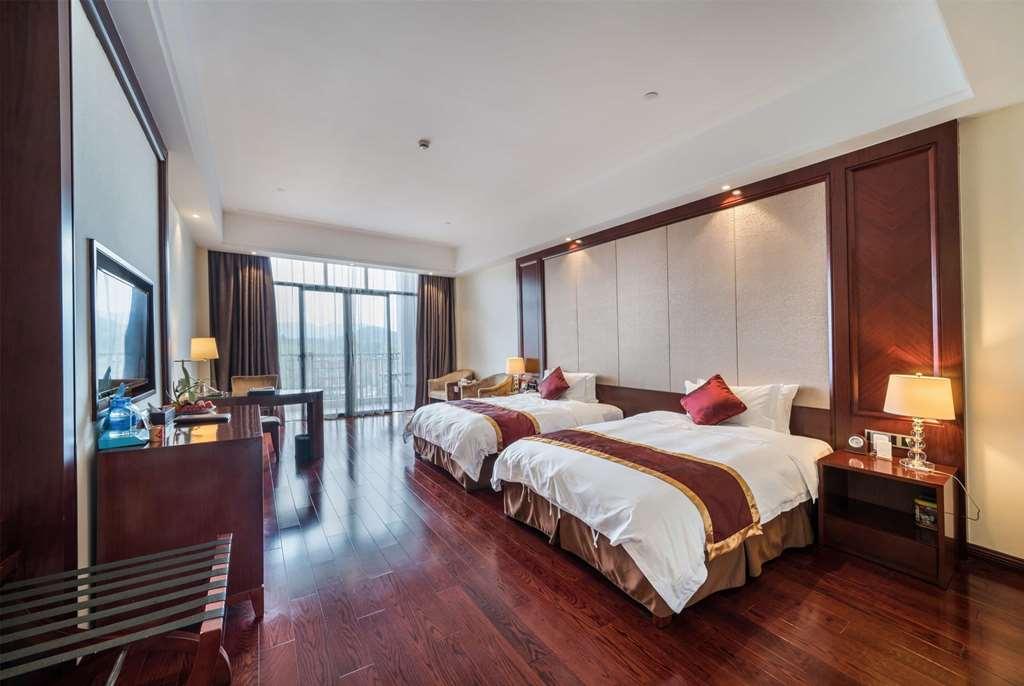 Ramada By Wyndham Wuyishan Hotel Wuyishan  Room photo