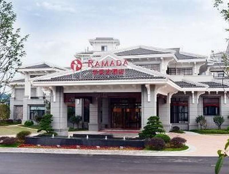 Ramada By Wyndham Wuyishan Hotel Wuyishan  Exterior photo