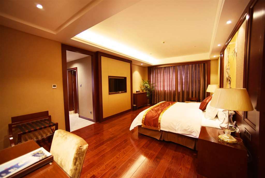 Ramada By Wyndham Wuyishan Hotel Wuyishan  Room photo